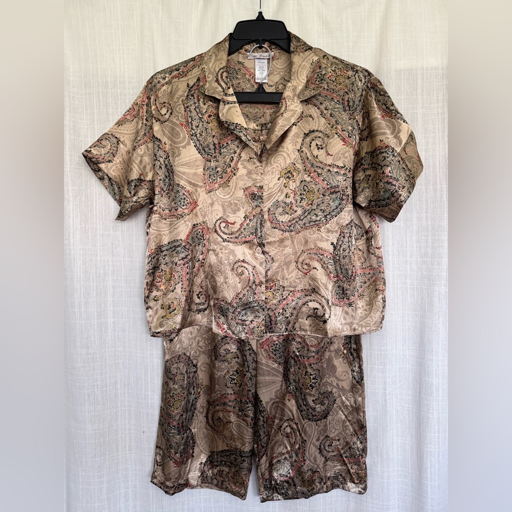 Vintage Linea Donatella Paisley Satin Pajama Set in Beige, Olive, Brown